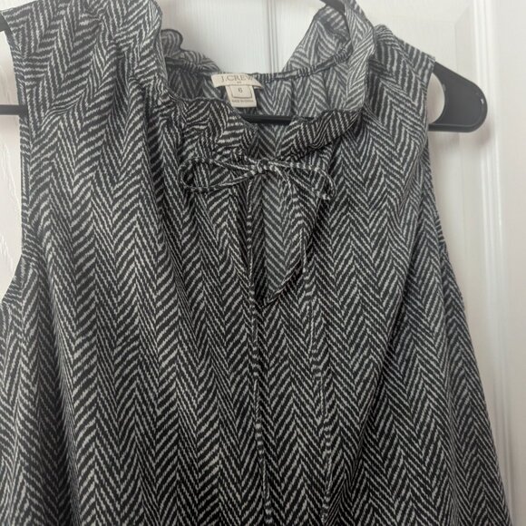 J crew sleeveless grey and white blouse - 6 - Picture 2 of 5